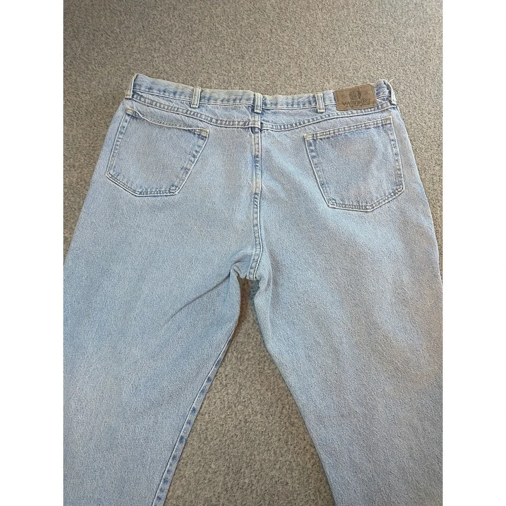 Wrangler Authentics Mens Light Wash Straight Leg Denim Jeans 40x29 97601RZ